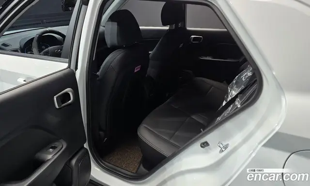 Hyundai Venue 2026 1.6 автомат (гидро), миниатюра 12
