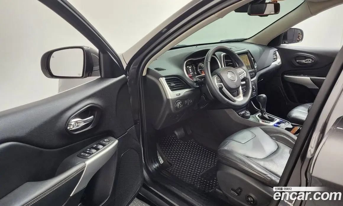 Jeep Cherokee 2018 2.4 автомат (гидро), фото 13 Jeep Cherokee 2018 2.4 автомат (гидро), фото 13