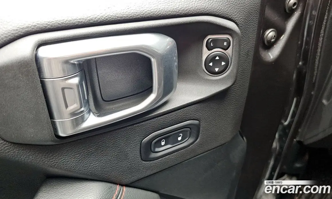 Jeep Wrangler 2020 2.0 автомат (гидро), фото 14