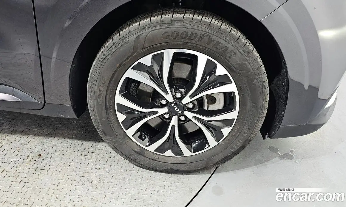 Kia Carnival 2022 2.2 автомат (гидро), фото 5 Kia Carnival 2022 2.2 автомат (гидро), фото 5