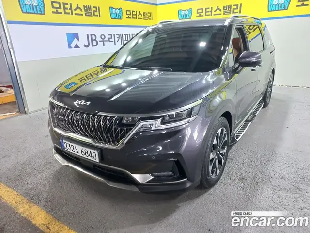 Kia Carnival, 2023, 10 713 км