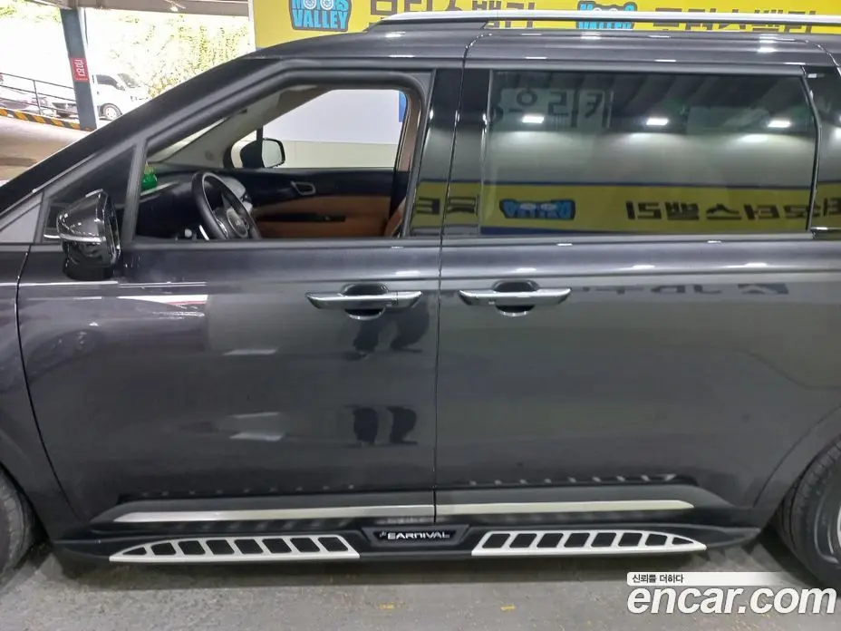 Kia Carnival 2023 3.5 автомат (гидро), фото 19