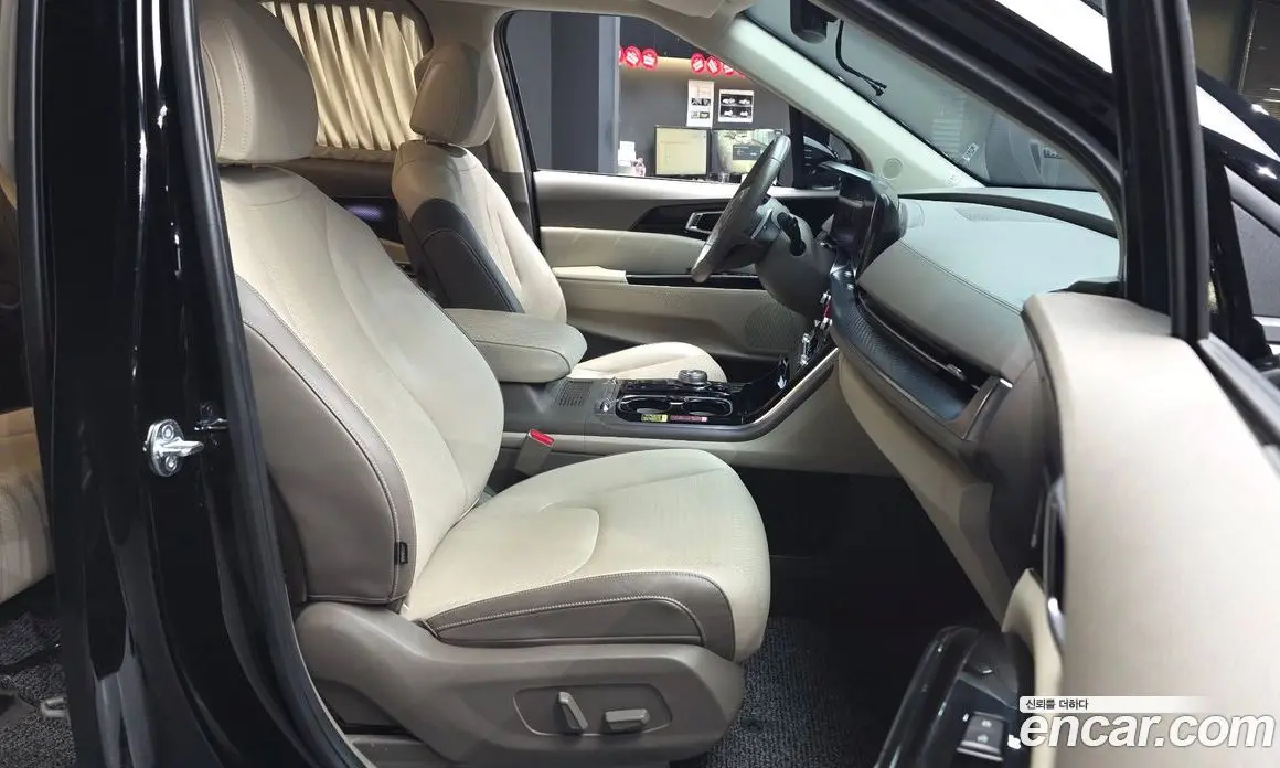 Kia Carnival 2023 3.5 автомат (гидро), фото 11 Kia Carnival 2023 3.5 автомат (гидро), фото 11