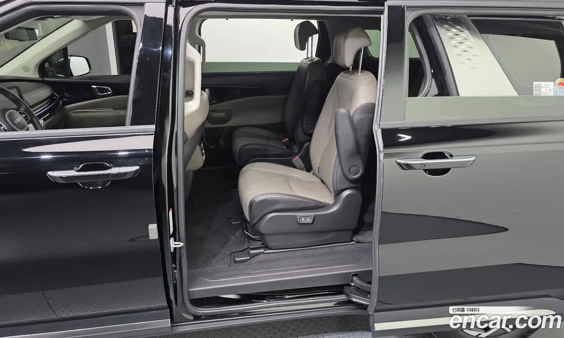 Kia Carnival 2024 3.5 автомат (гидро), фото 17