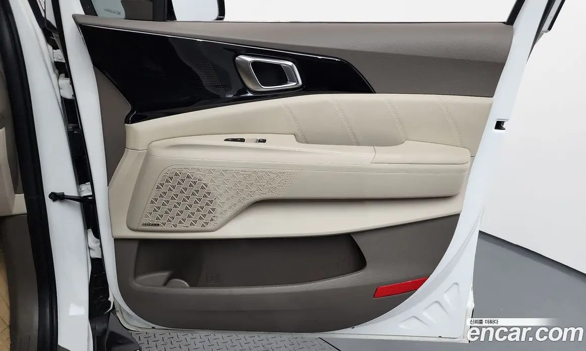 Kia Carnival 2024 3.5 автомат (гидро), фото 15