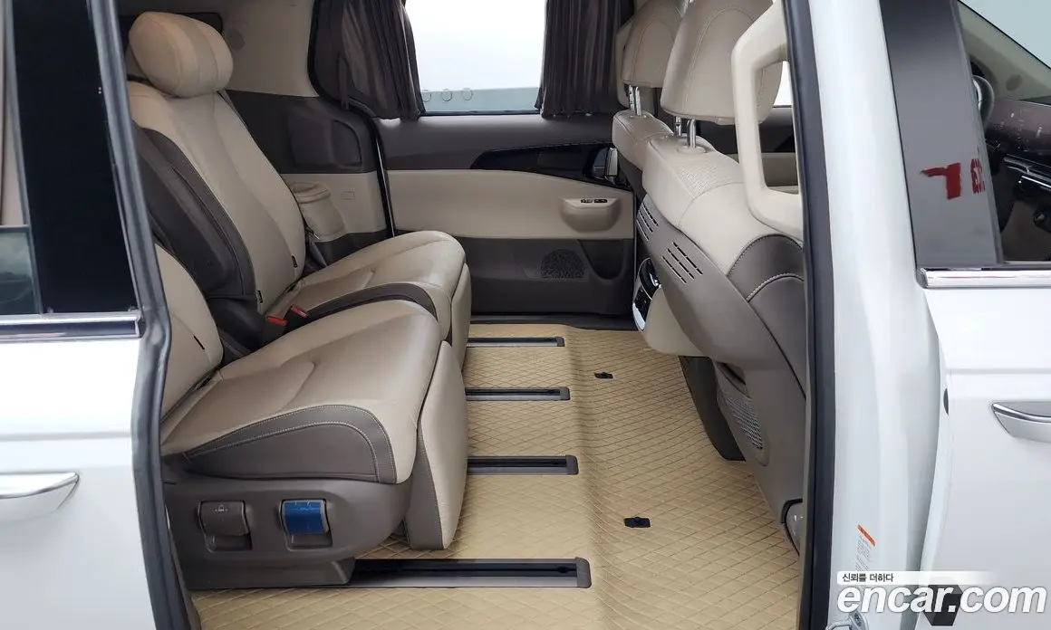 Kia Carnival 2024 3.5 автомат (гидро), фото 17