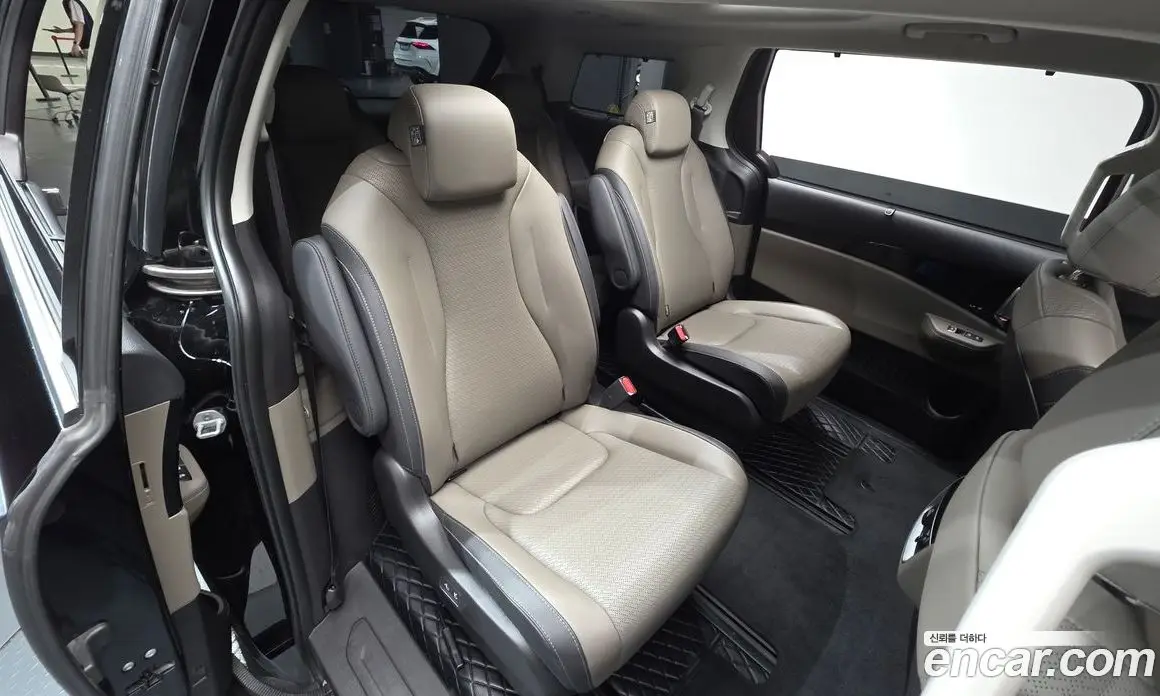 Kia Carnival 2024 2.2 автомат (гидро), фото 16