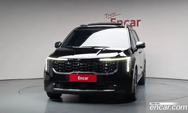 Kia Carnival 2024 2.2 автомат (гидро), миниатюра 3