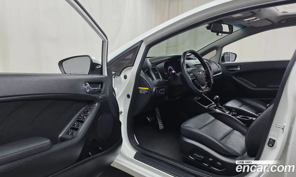Kia K3 2017 1.6 автомат (гидро), фото 13 Kia K3 2017 1.6 автомат (гидро), фото 13