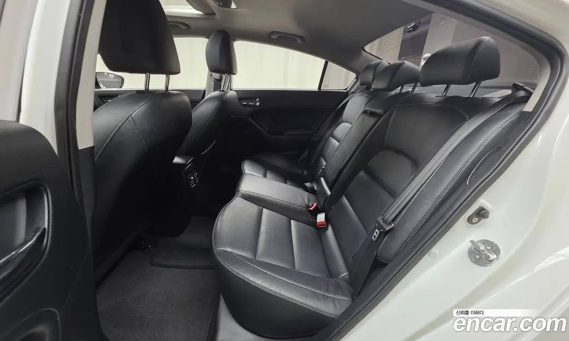 Kia K3 2017 1.6 автомат (гидро), фото 18 Kia K3 2017 1.6 автомат (гидро), фото 18