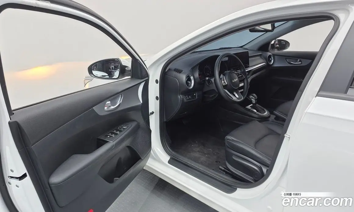 Kia K3 2023 1.6 автомат (гидро), фото 13 Kia K3 2023 1.6 автомат (гидро), фото 13