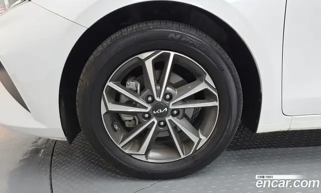 Kia K3 2023 1.6 автомат (гидро), миниатюра 5 Kia K3 2023 1.6 автомат (гидро), миниатюра 5