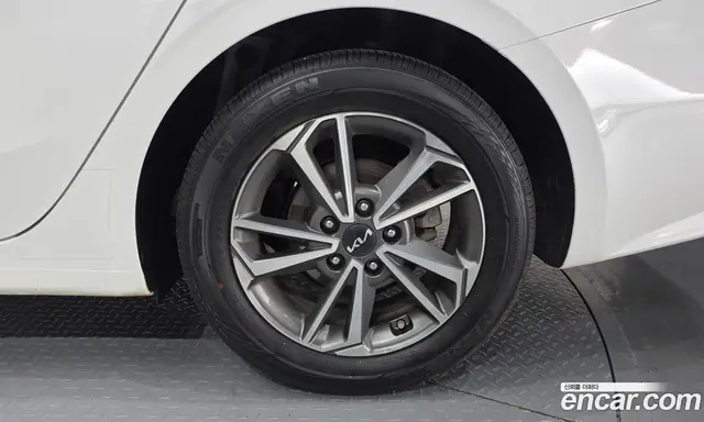 Kia K3 2023 1.6 автомат (гидро), миниатюра 7 Kia K3 2023 1.6 автомат (гидро), миниатюра 7