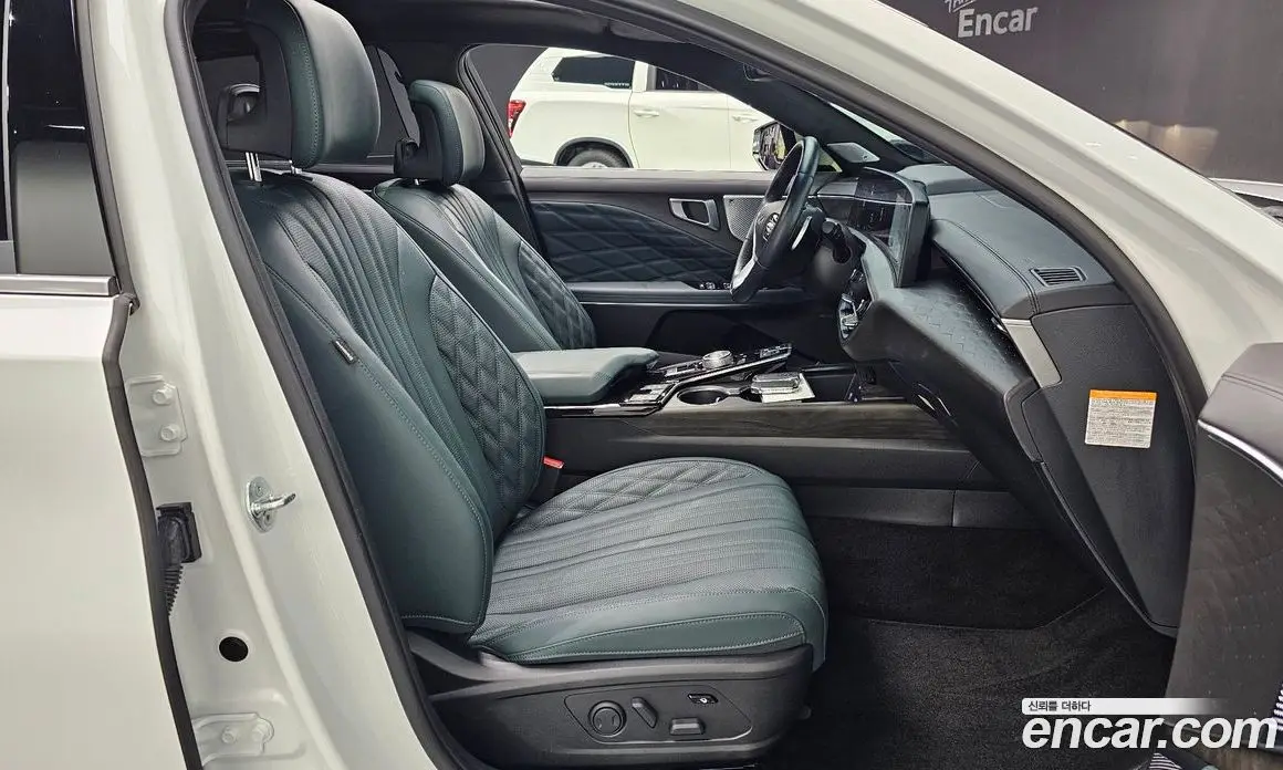 Kia K8 2024 1.6 автомат (гидро), фото 12 Kia K8 2024 1.6 автомат (гидро), фото 12