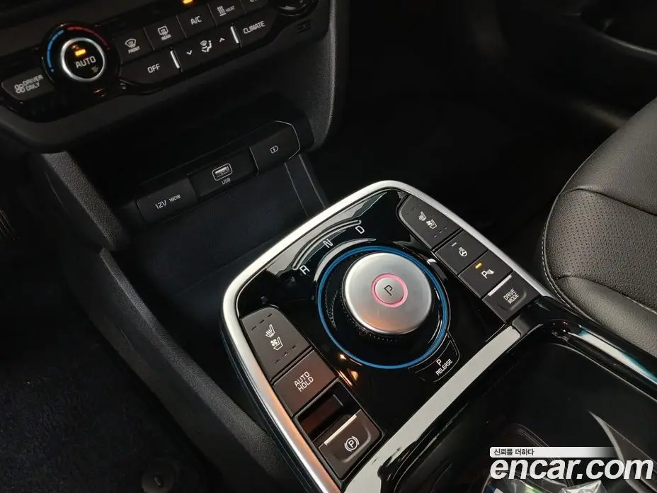 Kia Niro 2022 автомат (гидро), фото 13