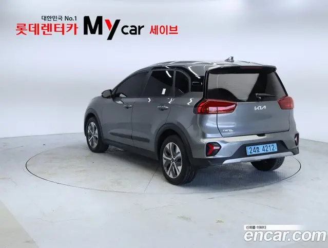 Kia Niro 2022 автомат (гидро), миниатюра 3