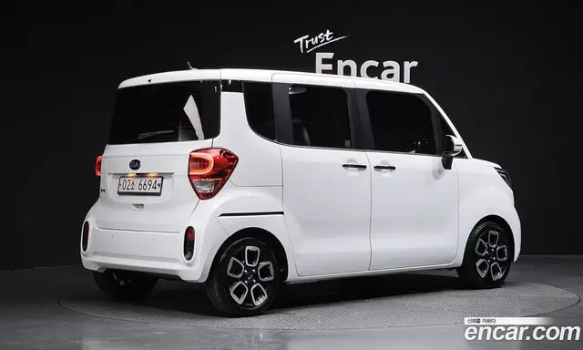 Kia Ray 2018 1.0 автомат (гидро), миниатюра 2