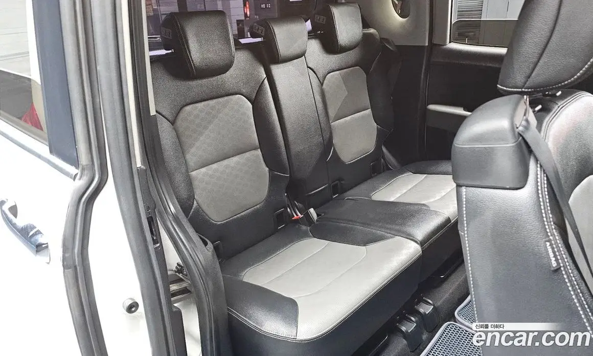 Kia Ray 2018 1.0 автомат (гидро), фото 11