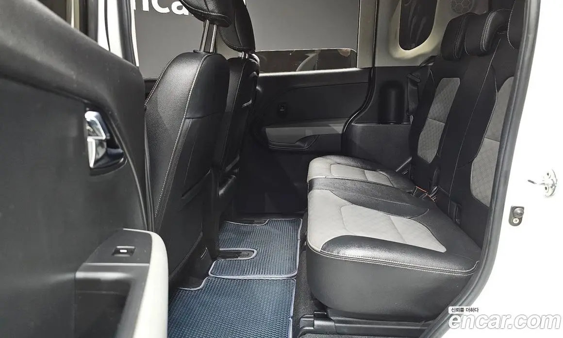 Kia Ray 2018 1.0 автомат (гидро), фото 12