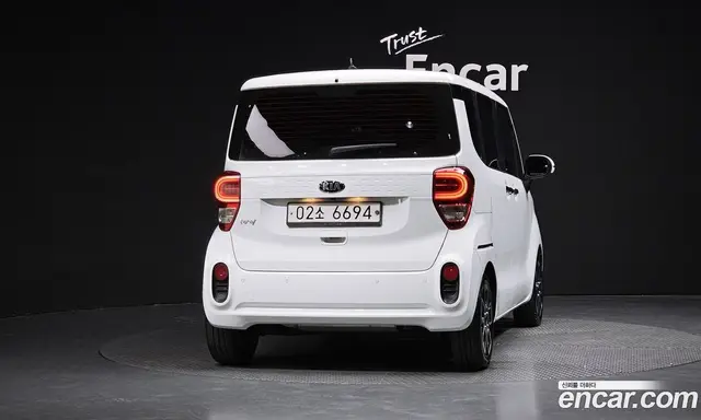 Kia Ray 2018 1.0 автомат (гидро), миниатюра 4