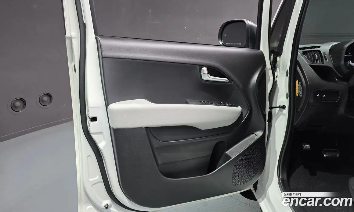 Kia Ray 2024 1.0 автомат (гидро), фото 14 Kia Ray 2024 1.0 автомат (гидро), фото 14
