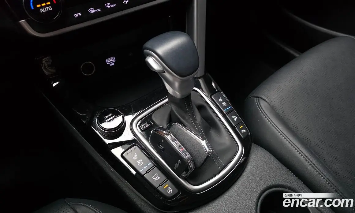 Kia Seltos 2022 1.6 автомат (гидро), фото 12 Kia Seltos 2022 1.6 автомат (гидро), фото 12