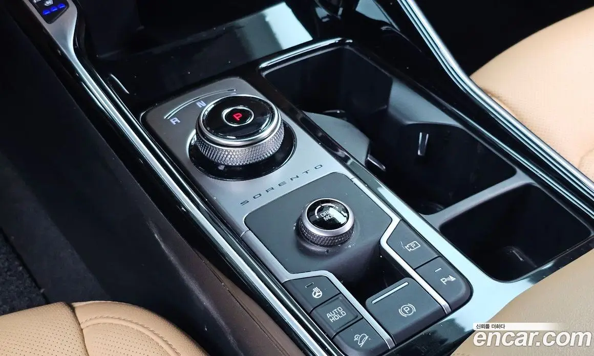 Kia Sorento 2022 1.6 автомат (гидро), фото 9 Kia Sorento 2022 1.6 автомат (гидро), фото 9