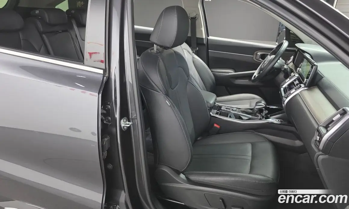 Kia Sorento 2023 2.2 автомат (гидро), фото 16 Kia Sorento 2023 2.2 автомат (гидро), фото 16