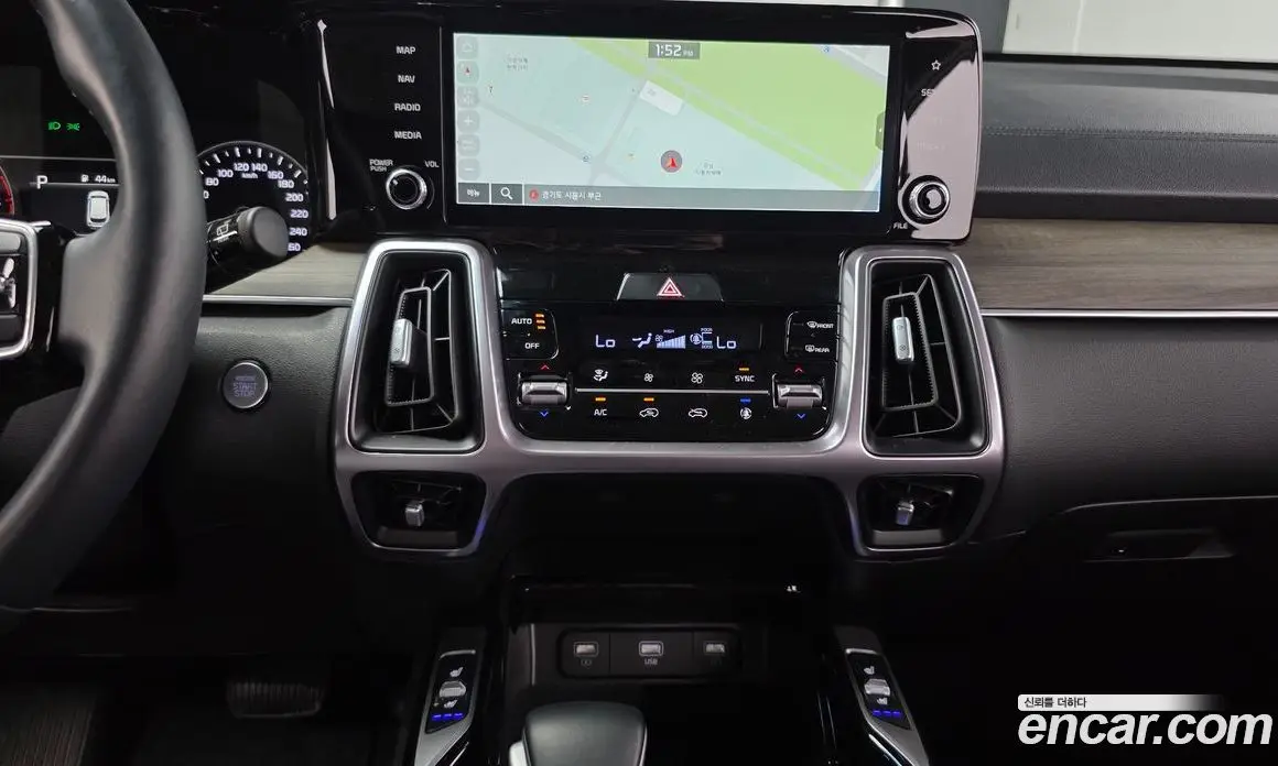 Kia Sorento 2023 2.2 автомат (гидро), фото 24 Kia Sorento 2023 2.2 автомат (гидро), фото 24