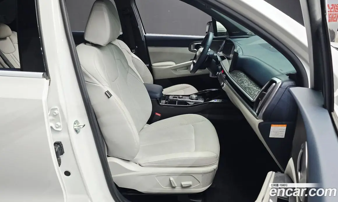 Kia Sorento 2025 1.6 автомат (гидро), фото 16 Kia Sorento 2025 1.6 автомат (гидро), фото 16