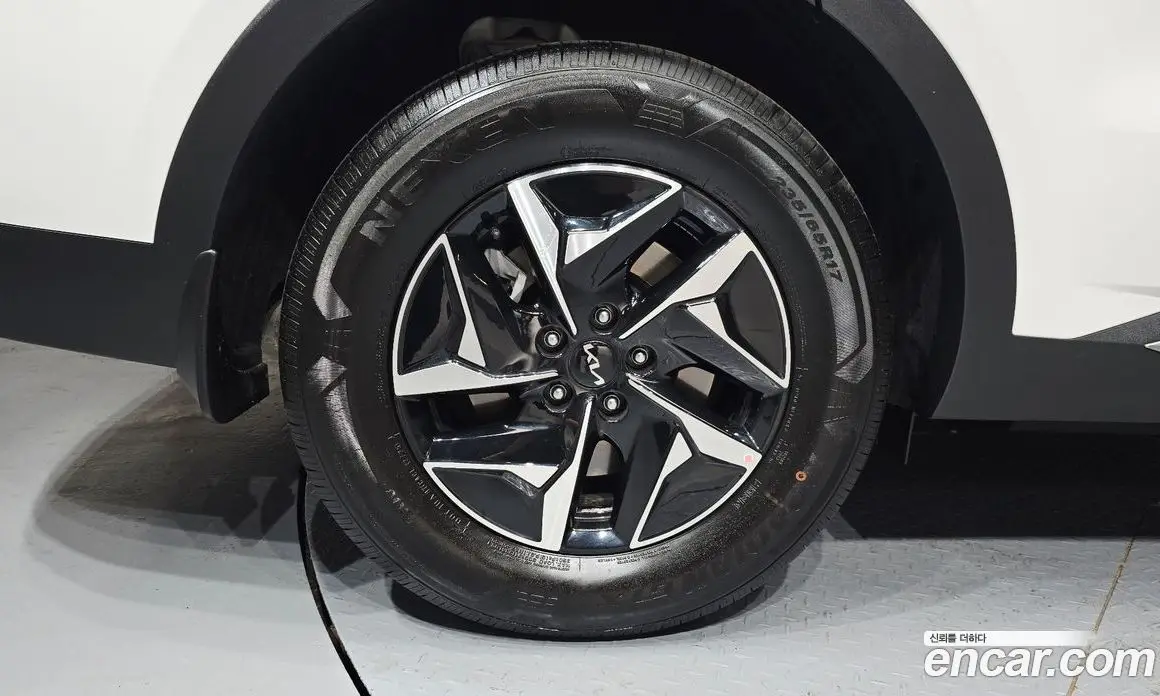 Kia Sorento 2025 1.6 автомат (гидро), фото 5 Kia Sorento 2025 1.6 автомат (гидро), фото 5