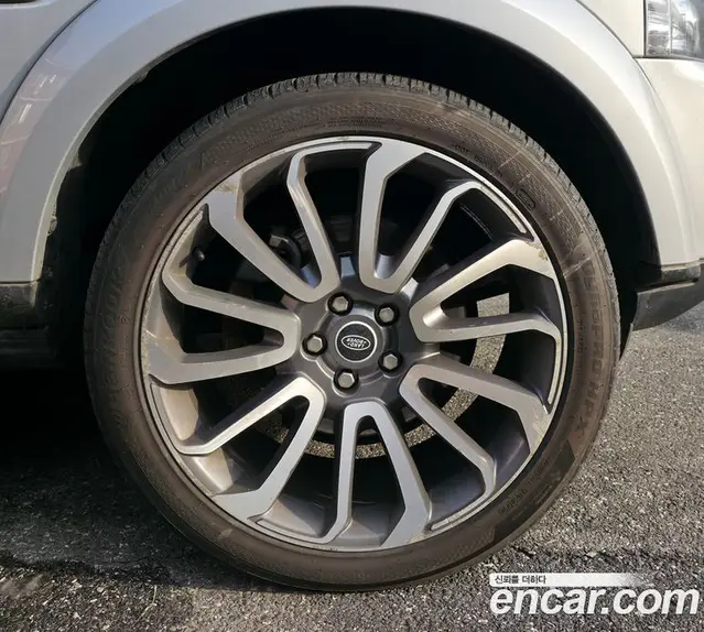 Land Rover Discovery 2009 3.0 автомат (гидро), миниатюра 5 Land Rover Discovery 2009 3.0 автомат (гидро), миниатюра 5