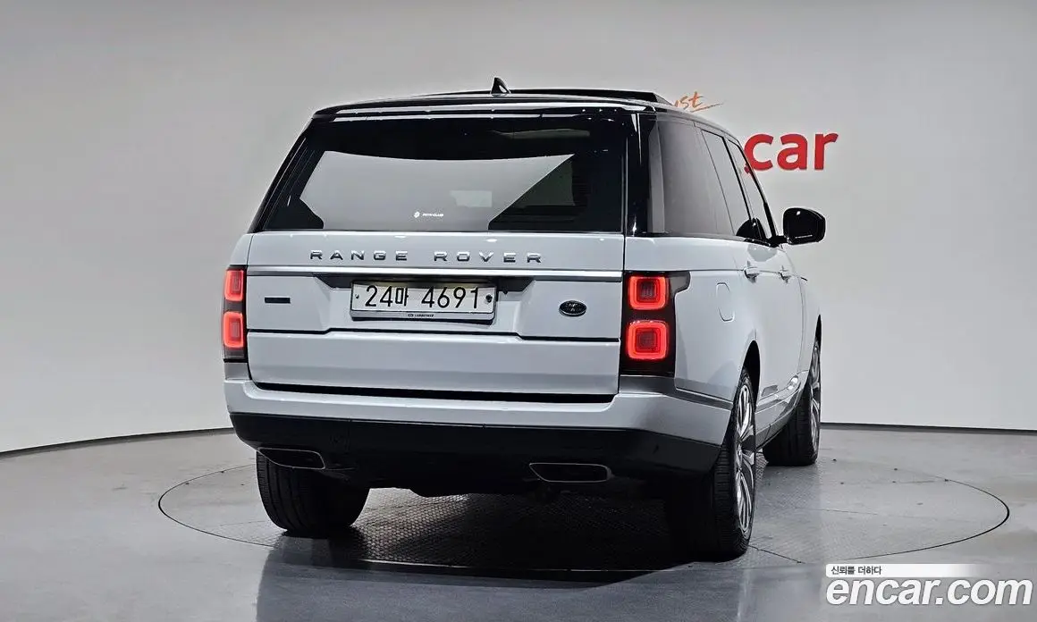 Land Rover Range Rover 2018 4.4 автомат (гидро), фото 3