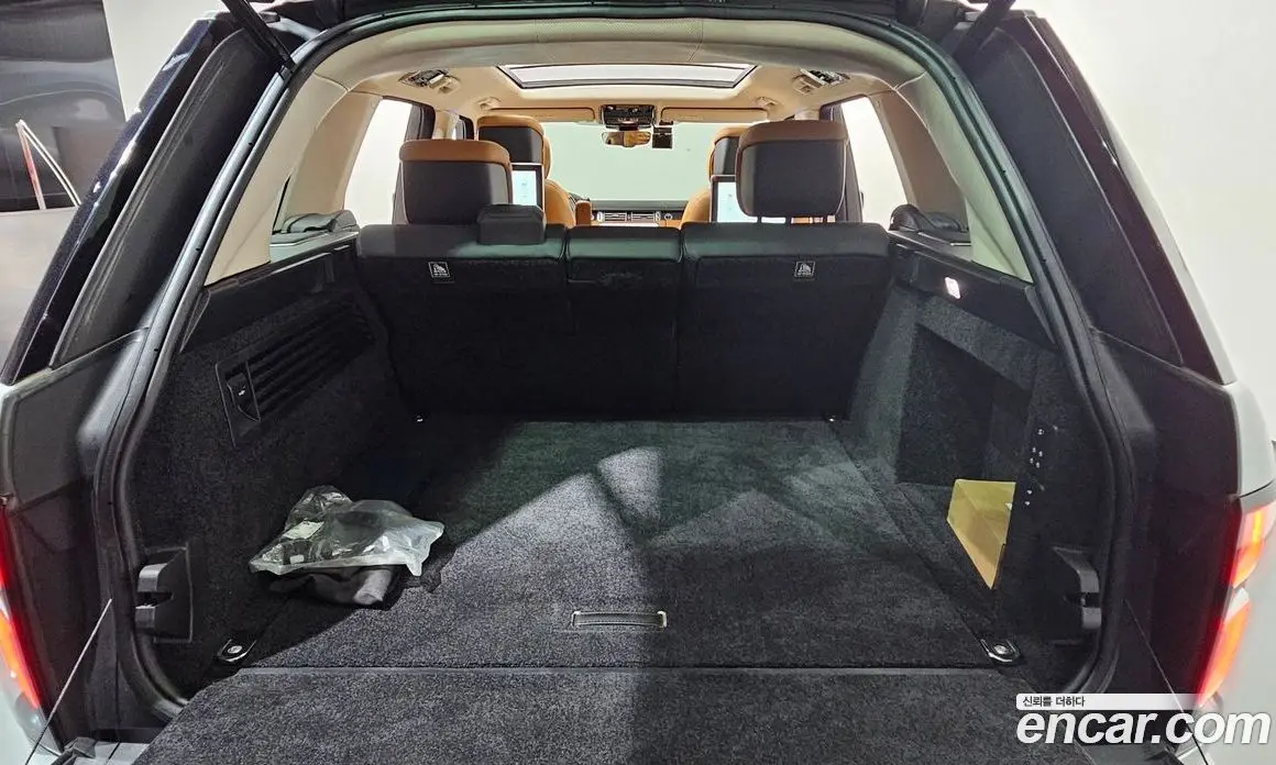 Land Rover Range Rover 2018 4.4 автомат (гидро), фото 27