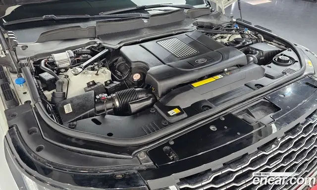 Land Rover Range Rover 2018 4.4 автомат (гидро), миниатюра 5