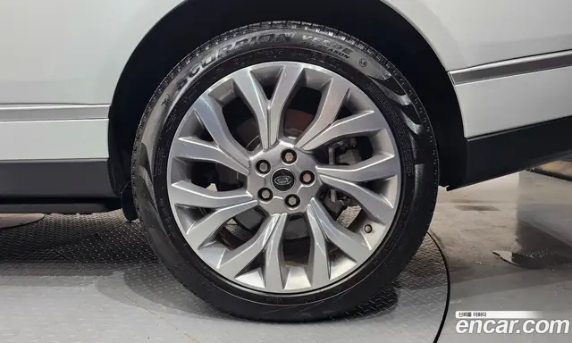 Land Rover Range Rover 2018 4.4 автомат (гидро), миниатюра 6