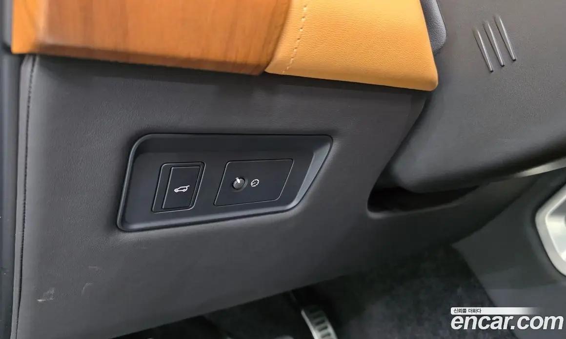 Land Rover Range Rover 2018 4.4 автомат (гидро), фото 14 Land Rover Range Rover 2018 4.4 автомат (гидро), фото 14