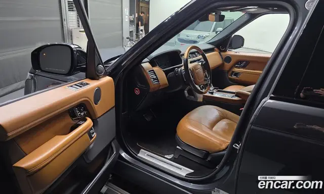 Land Rover Range Rover 2018 4.4 автомат (гидро), миниатюра 10 Land Rover Range Rover 2018 4.4 автомат (гидро), миниатюра 10