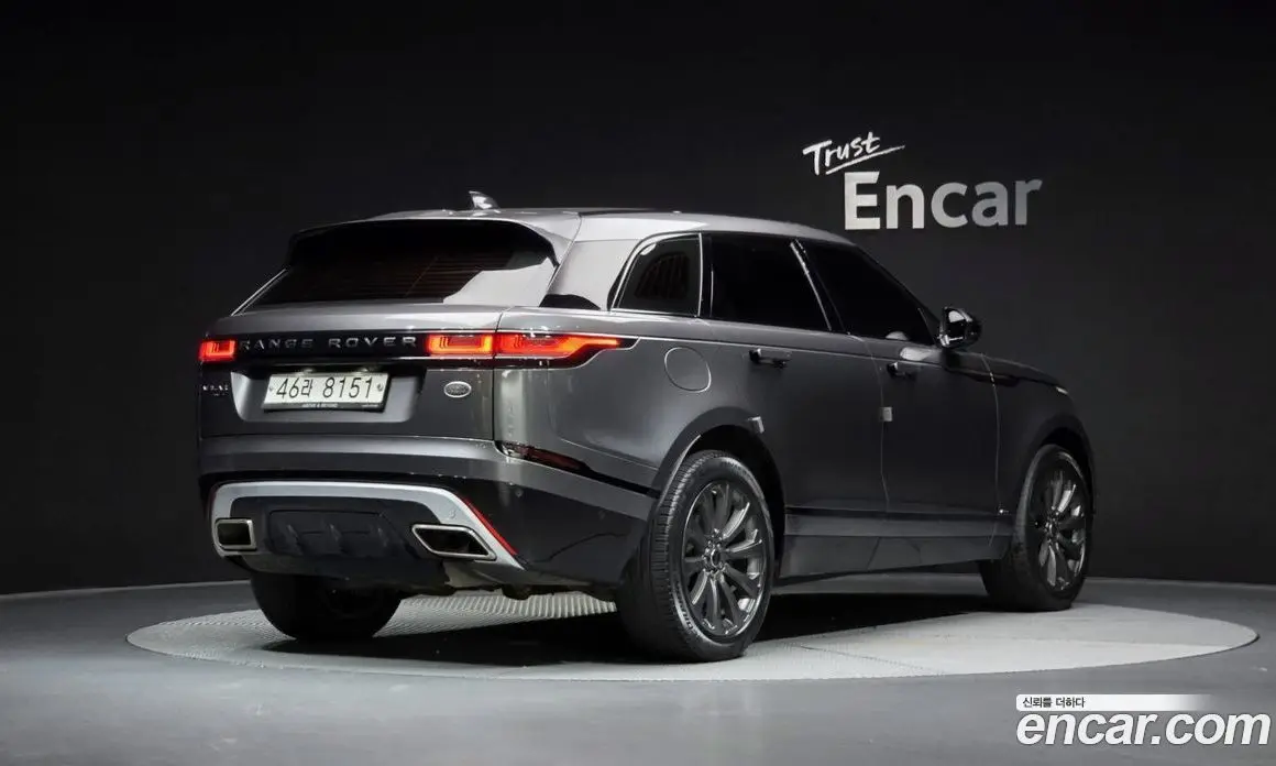 Land Rover Range Rover Velar 2017 3.0 автомат (гидро), фото 2 Land Rover Range Rover Velar 2017 3.0 автомат (гидро), фото 2