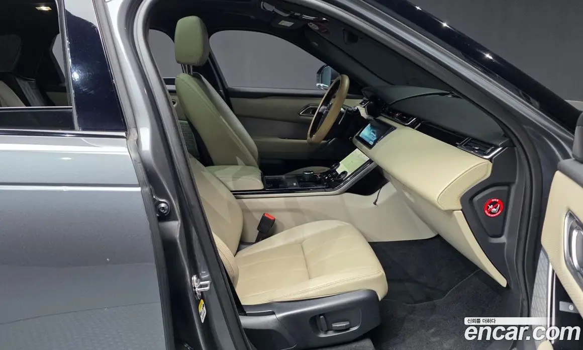 Land Rover Range Rover Velar 2017 3.0 автомат (гидро), фото 17 Land Rover Range Rover Velar 2017 3.0 автомат (гидро), фото 17