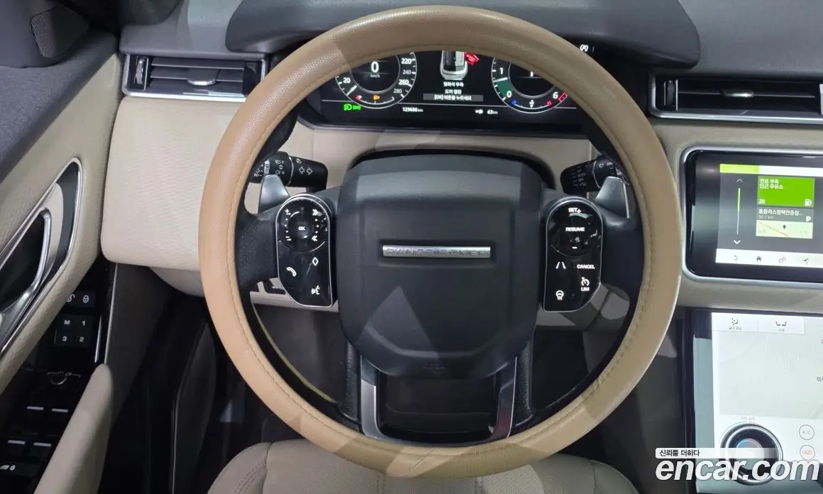 Land Rover Range Rover Velar 2017 3.0 автомат (гидро), фото 19 Land Rover Range Rover Velar 2017 3.0 автомат (гидро), фото 19