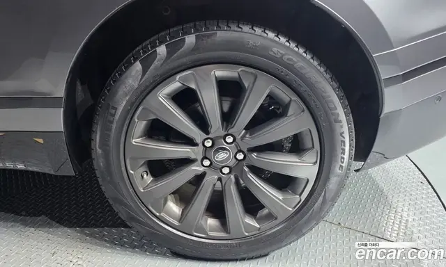 Land Rover Range Rover Velar 2017 3.0 автомат (гидро), миниатюра 7 Land Rover Range Rover Velar 2017 3.0 автомат (гидро), миниатюра 7