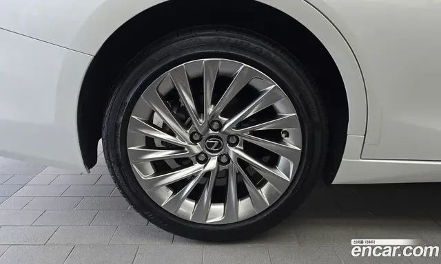 Lexus ES 2025 2.5 автомат (гидро), миниатюра 5 Lexus ES 2025 2.5 автомат (гидро), миниатюра 5