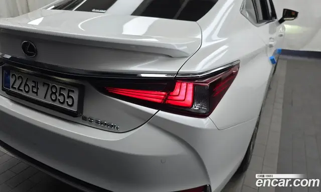 Lexus ES 2025 2.5 автомат (гидро), миниатюра 9 Lexus ES 2025 2.5 автомат (гидро), миниатюра 9