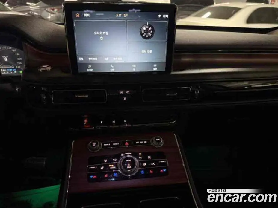 Lincoln Aviator 2021 3.0 автомат (гидро), фото 10 Lincoln Aviator 2021 3.0 автомат (гидро), фото 10