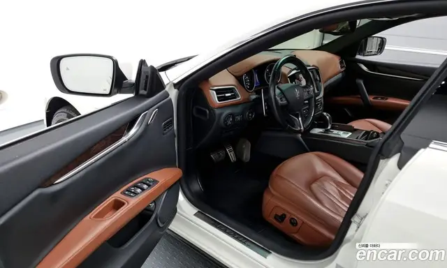 Maserati Ghibli 2016 3.0 автомат (гидро), миниатюра 11 Maserati Ghibli 2016 3.0 автомат (гидро), миниатюра 11