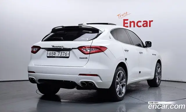 Maserati Levante 2017 3.0 автомат (гидро), миниатюра 2 Maserati Levante 2017 3.0 автомат (гидро), миниатюра 2
