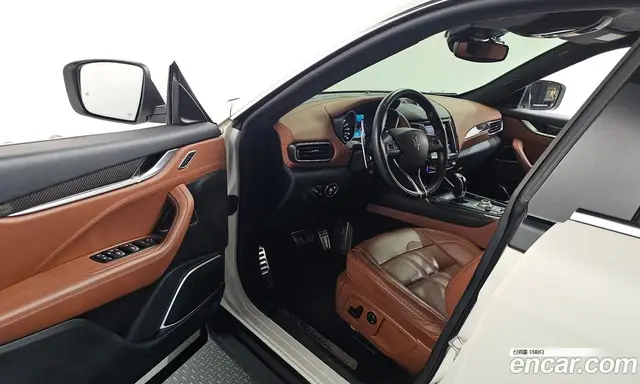 Maserati Levante 2017 3.0 автомат (гидро), миниатюра 10 Maserati Levante 2017 3.0 автомат (гидро), миниатюра 10