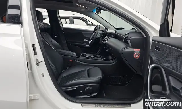 Mercedes-Benz A-Class 2020 2.0 автомат (гидро), миниатюра 11 Mercedes-Benz A-Class 2020 2.0 автомат (гидро), миниатюра 11