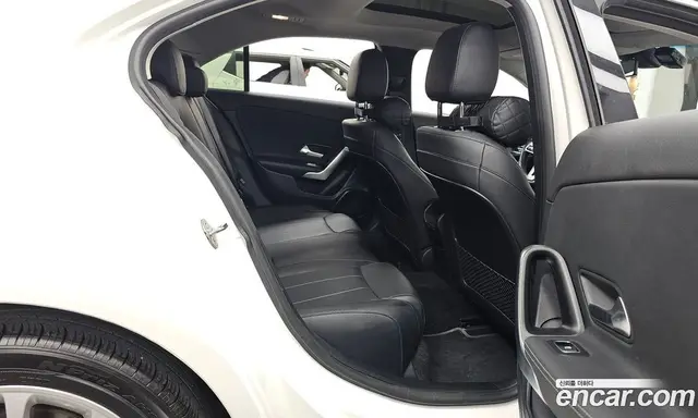 Mercedes-Benz A-Class 2020 2.0 автомат (гидро), миниатюра 12